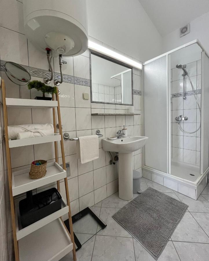 Apartments Tino & Leon Sukošan Εξωτερικό φωτογραφία
