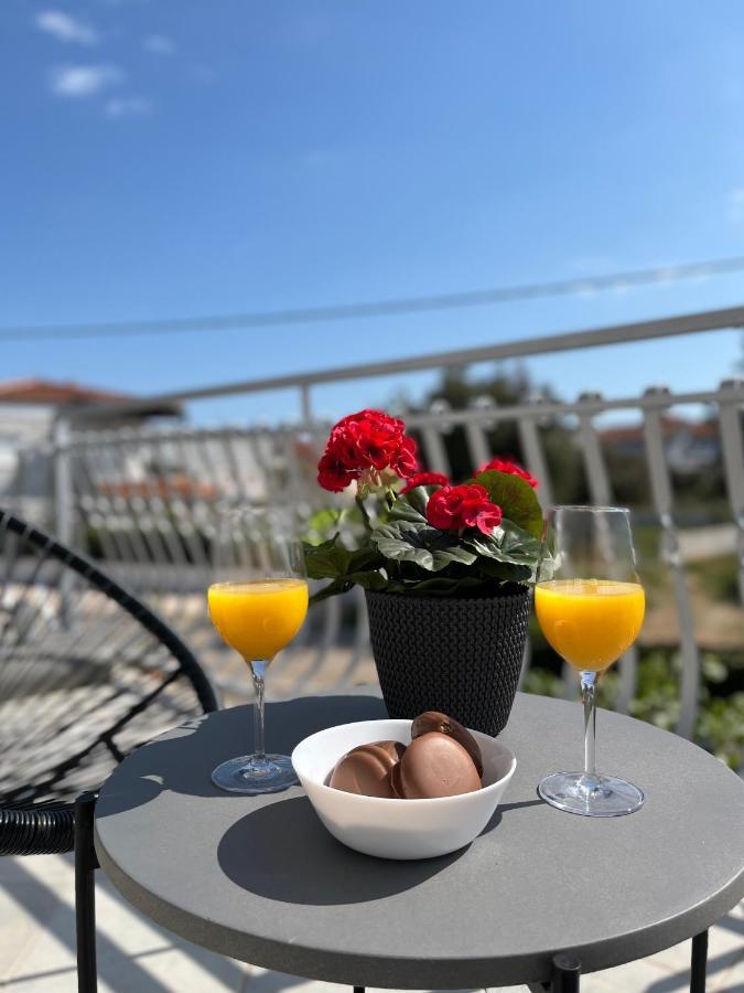 Apartments Tino & Leon Sukošan Εξωτερικό φωτογραφία